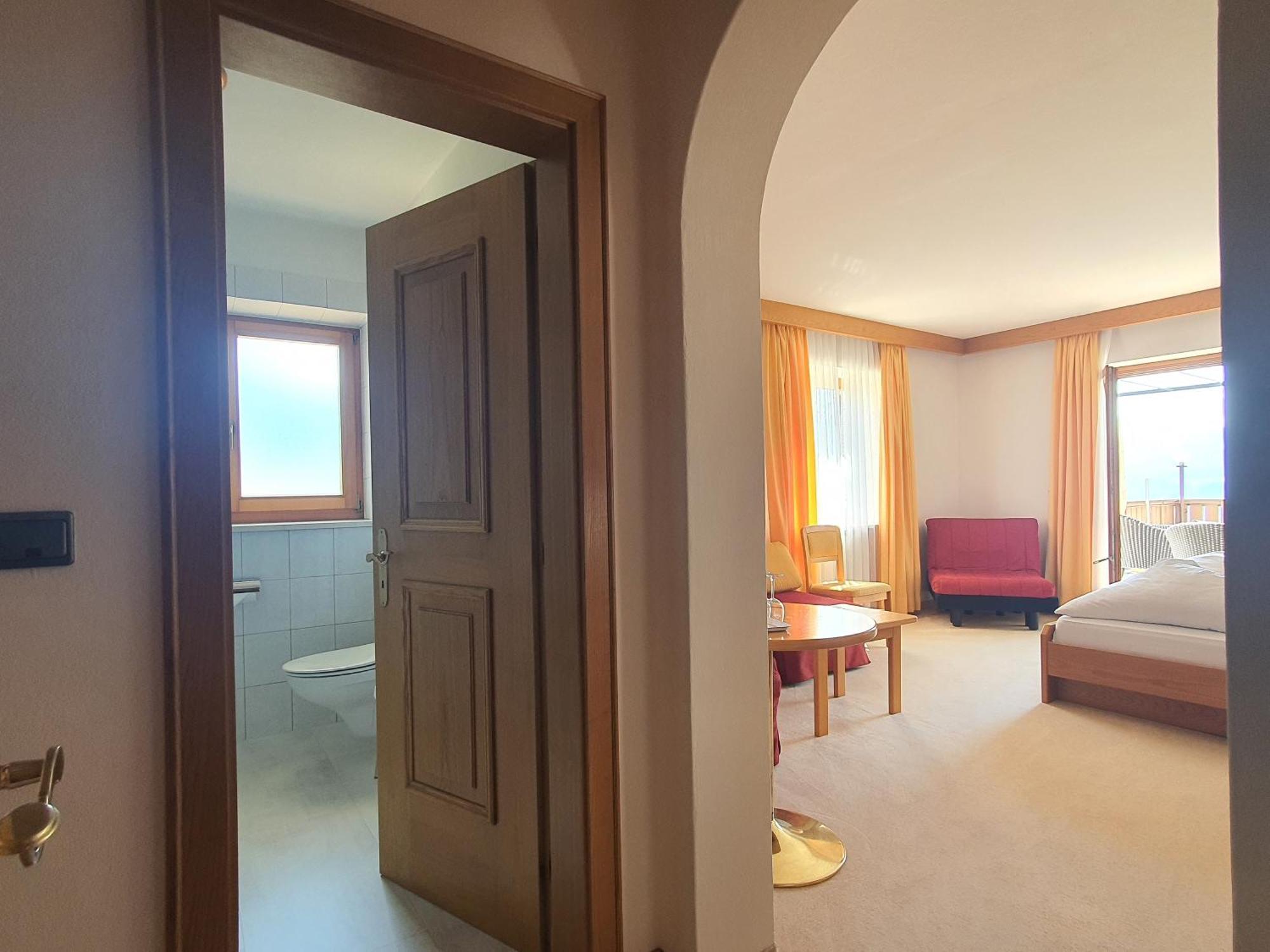 B&B Hotel Mair Am Turm Тироло Екстериор снимка